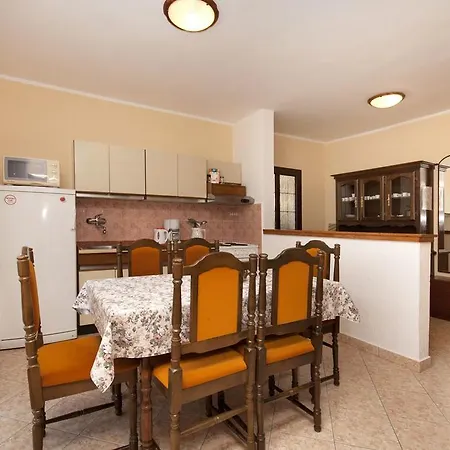 Mendizza 4408 Apartment Poreč